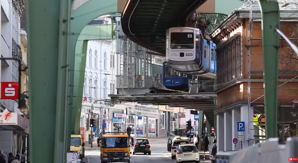 Schwebebahn-001 Schwebebahn-001